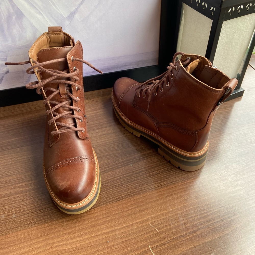 Clarks Women’s Orinoco2 Style Boot. - Picture 4 of 10